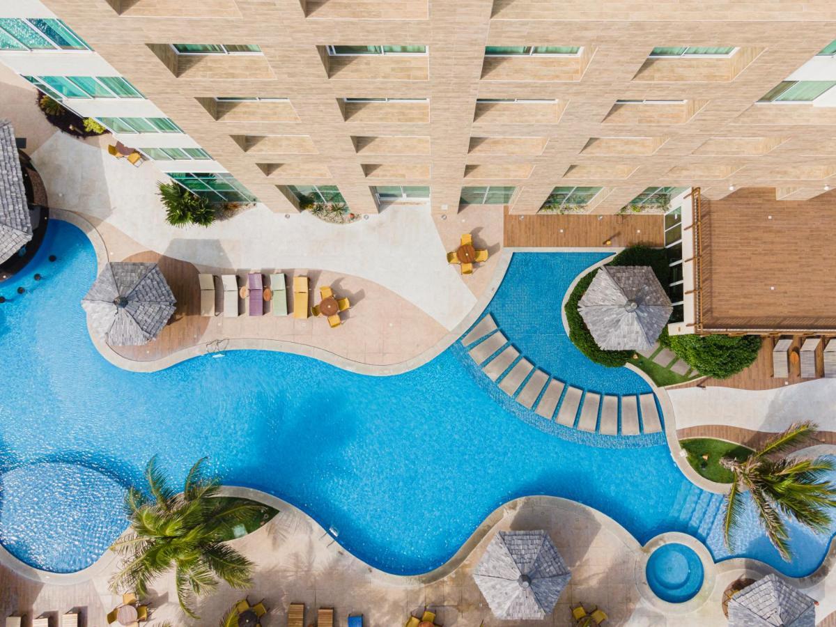 פורטאלזה Gran Mareiro Hotel מראה חיצוני תמונה The pool at the hotel